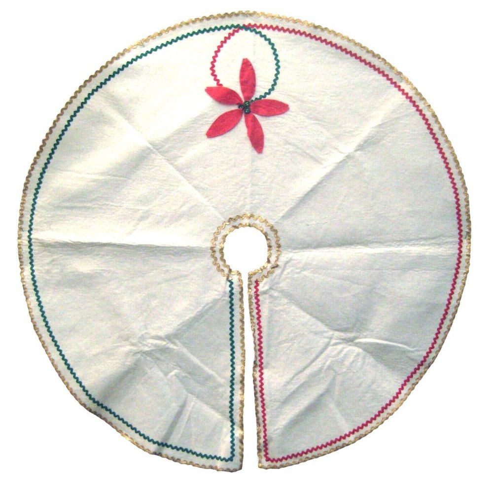 Christmas Tree Skirt Felt 41 in Dia Poinsettia Flower Hand Made Ric Rac Trim